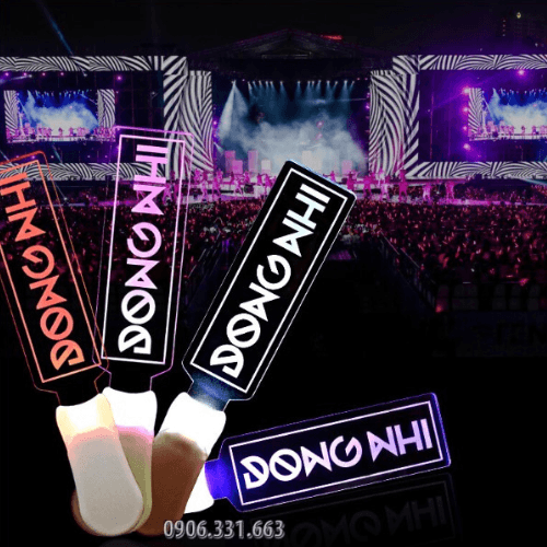 In light stick 2D ca sĩ Đông Nhi – Món quà “đốn tim” fan trong mọi khoảnh khắc