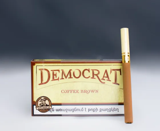 Thuốc Lá Democrat – Phiên Bản Hoàn Hảo Thay Thế ChapMan No.4 Coffee Điếu To