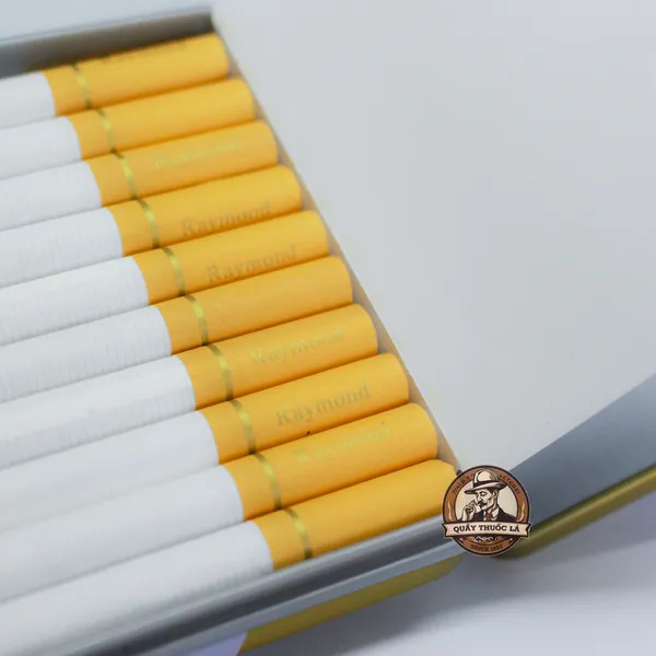 Thuốc Lá Raymond American Blend ( Hộp Sắt Vàng )