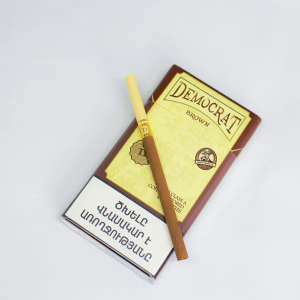 Thuốc Lá Democrat Coffee Brown