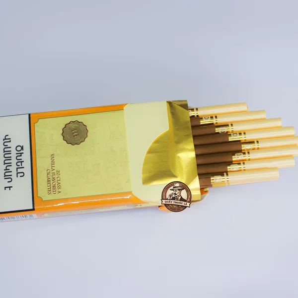 Thuốc Lá Democrat Vanilla Beige