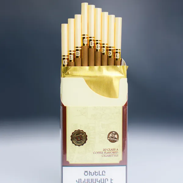 Thuốc Lá Democrat Coffee Brown