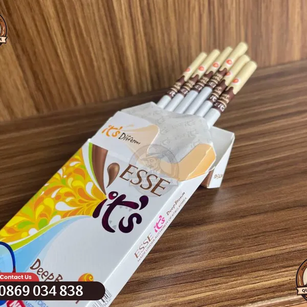 Esse Its Deep Brown ( Cafe Caramel )