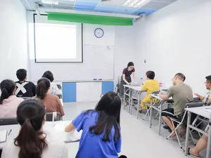 Mở trung tâm tiếng anh quy mô nhỏ ở quê chi phí review