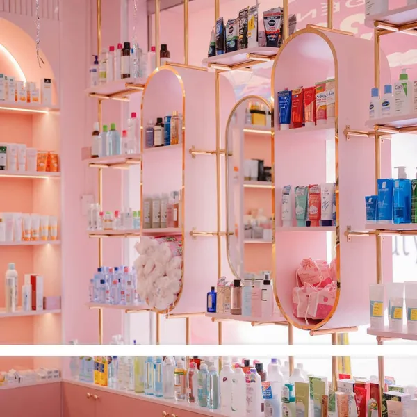 Thi công shop mỹ phẩm Cyn Beauty – Dấu ấn chuyên nghiệp từ Quảng cáo Hà Anh