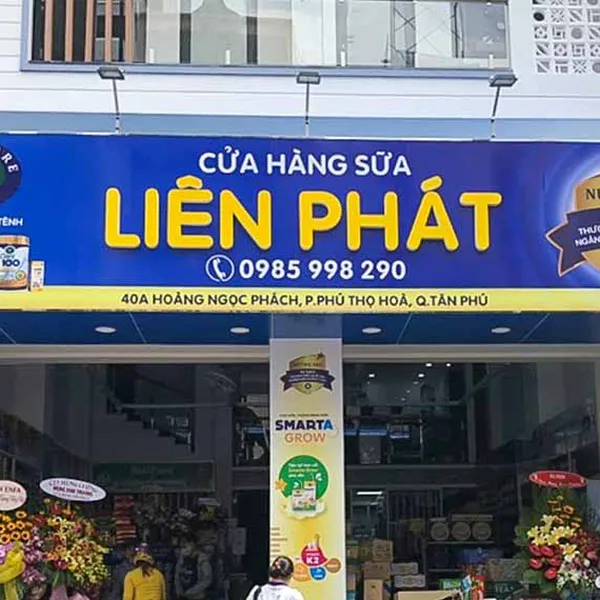 Mẫu bảng hiệu cửa hàng sữa