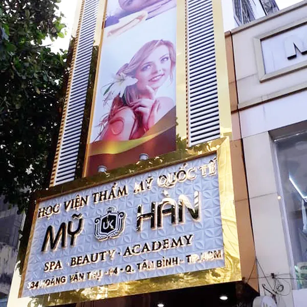 Top mẫu bảng hiệu spa  đẹp- thu hút mọi ánh nhìn cho doanh nghiệp của bạn