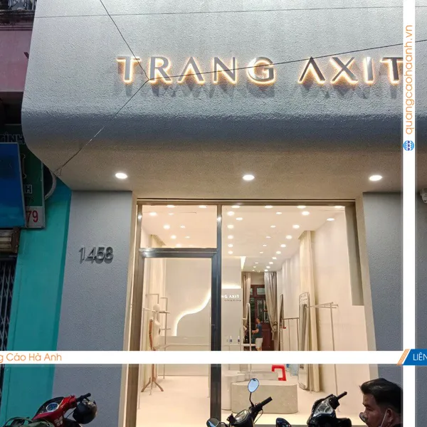 Thiết kế thi công Shop thời trang Trang Axit