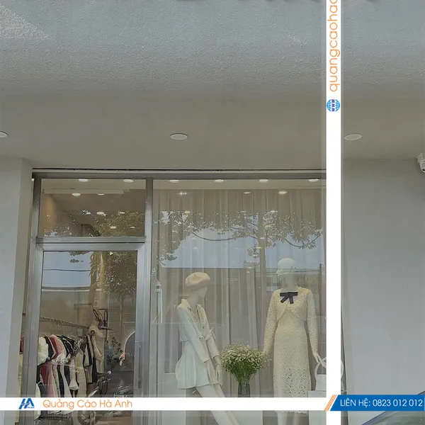 Thiết kế thi công Shop thời trang Trang Axit