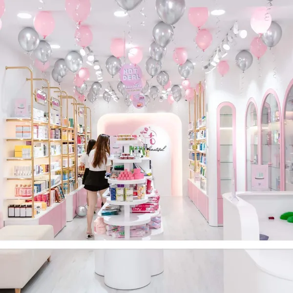 Thi công shop mỹ phẩm Thương Cosmetics