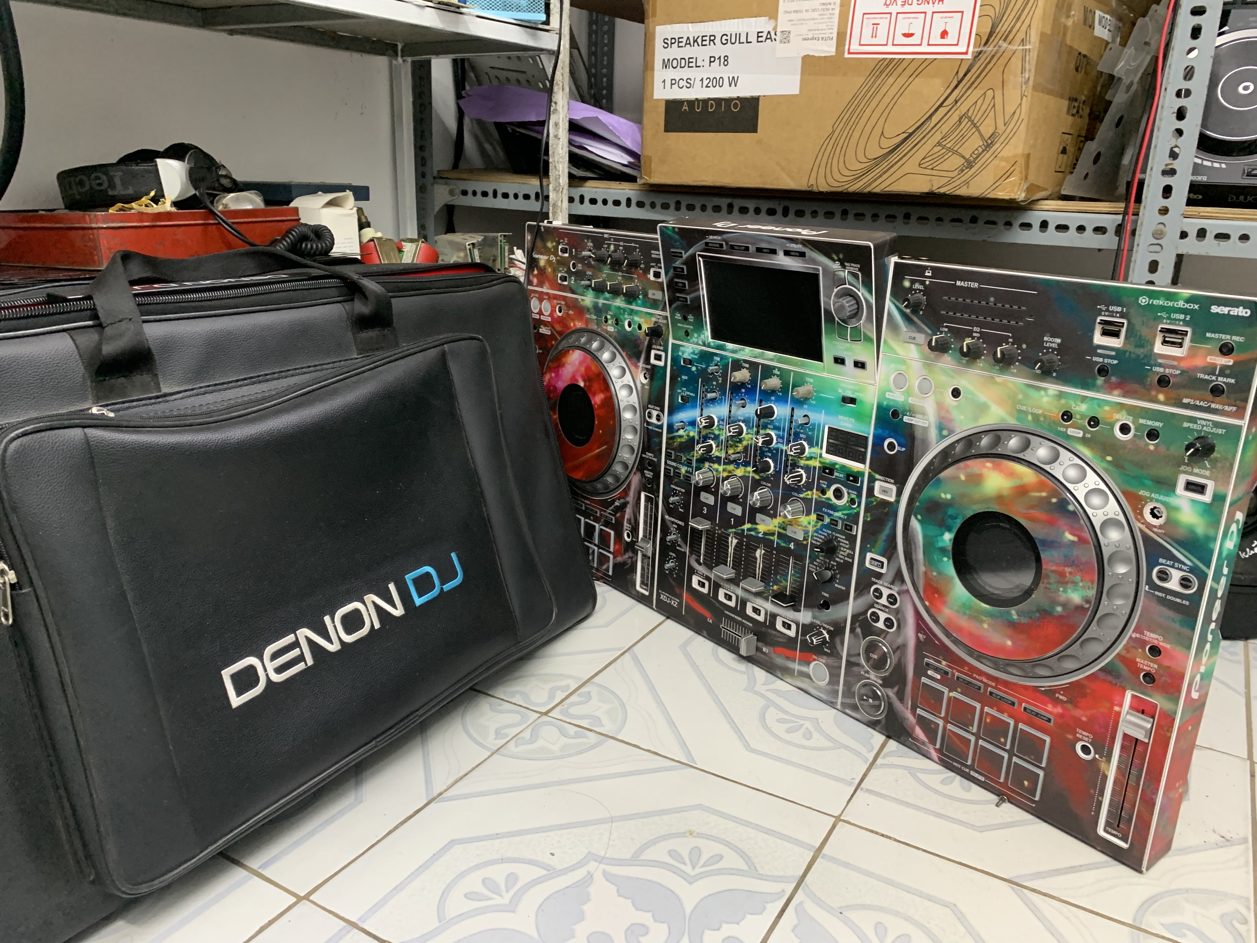 sửa bàn DJ dán skin