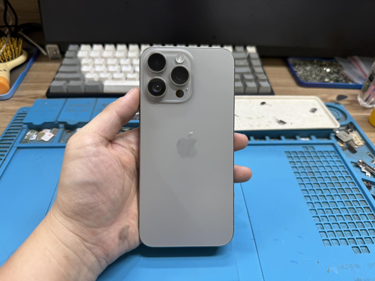 ep-kinh-tai-vinh-long ep-kinh-tai-vinh-long