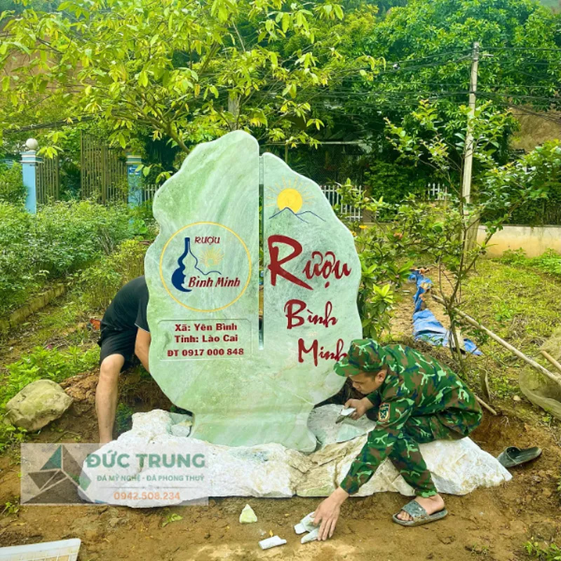 Biển đá Rượu Bình Minh đẹp nhất 2025 - Đá Đức Trung