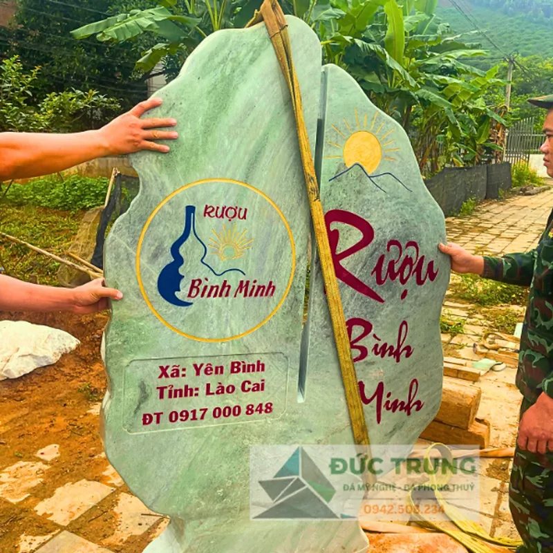Biển đá Rượu Bình Minh đẹp nhất 2025 - Đá Đức Trung