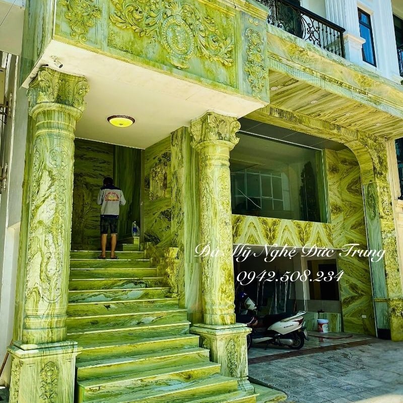 Nhà Ốp Mặt Tiền Đá Ngọc Serpentine Xanh Nguyên Khối Cao Cấp