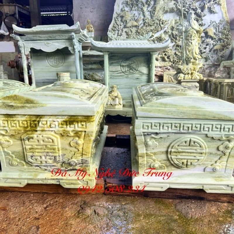 Tiểu Quách Đá Ngọc Serpentine Nguyên Khối – Quách Đá Phong Thủy Cao Cấp, Sang Trọng