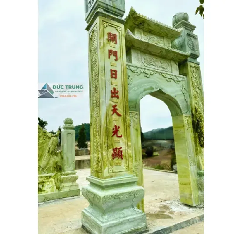 Cổng tam quan trụ biểu đá ngọc Serpentin nguyên khối cao cấp chạm khắc tinh xảo
