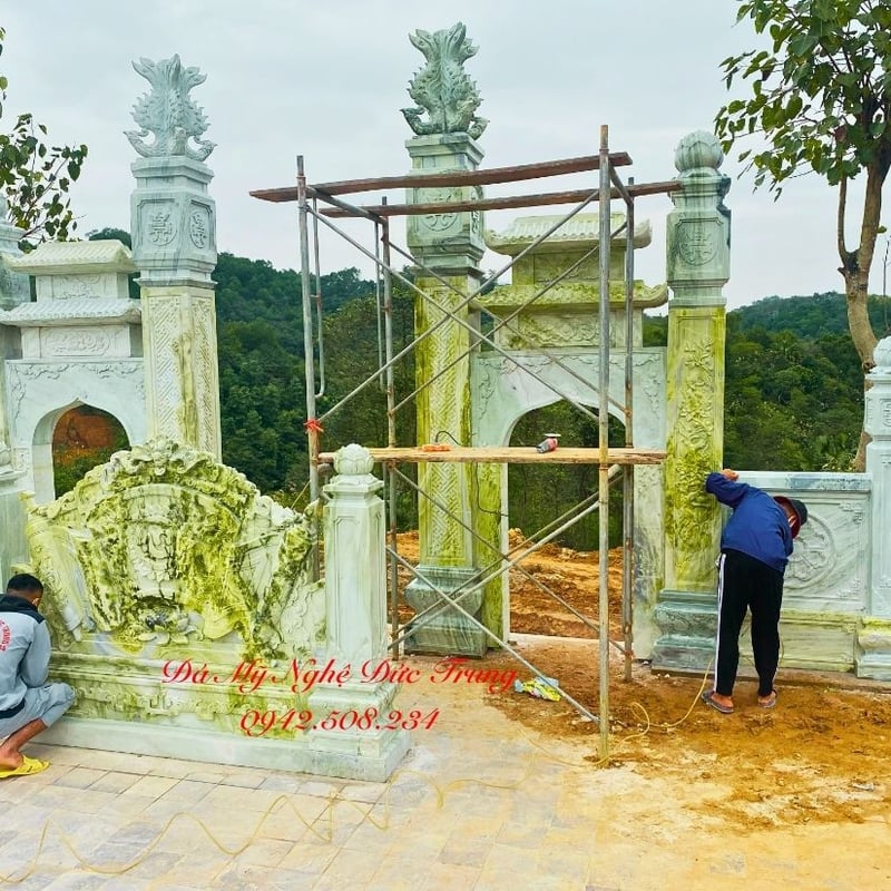 Cổng Tam Quan Trụ Biểu Đá Ngọc Serpentin Nguyên Khối – Cổng Đá Nghĩa Trang Cao Cấp