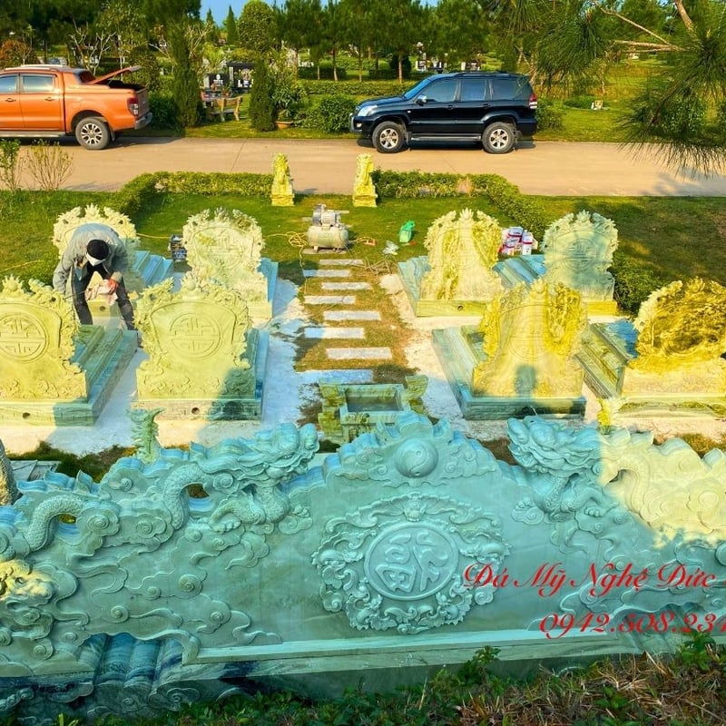 Khu Thờ Tự Lăng Mộ Đá Ngọc Serpentine Cao Cấp – Bộ Bàn Lễ, Bình Phong & Hạc Đá Phong Thuỷ