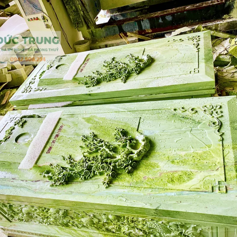 Quan tài đá ngọc Serpentin nguyên khối chạm rồng đôi - song long hộ mộ