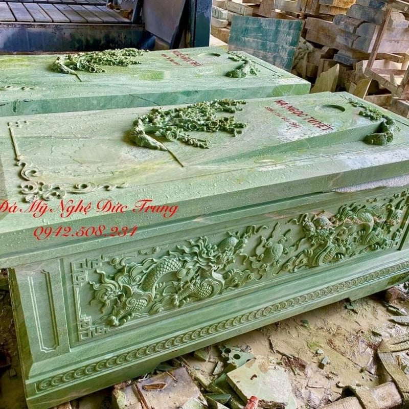 Quan Tài Đá Ngọc Serpentine Nguyên Khối Cao Cấp – Tác Phẩm Tâm Linh Đẳng Cấp