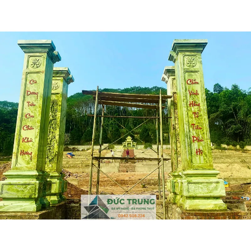 Cột đá đồng trụ