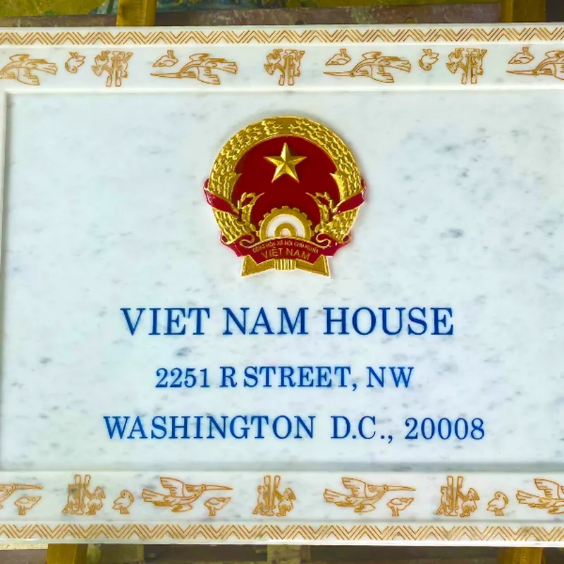 Biển Trụ sở cơ quan ngoại giao Việt Nam tại Hoa Kỳ - VIET NAM HOUSE