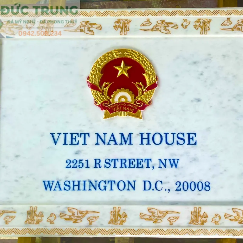 Biển Trụ sở cơ quan ngoại giao Việt Nam tại Hoa Kỳ - VIET NAM HOUSE