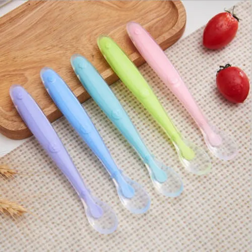 Thìa silicon cho bé ăn dặm
