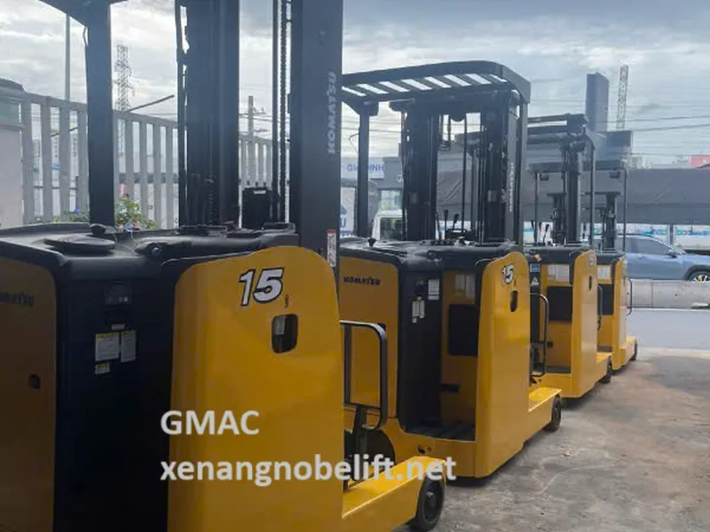 Xe nâng điện cũ Komatsu nhập khẩu từ Nhật Bản