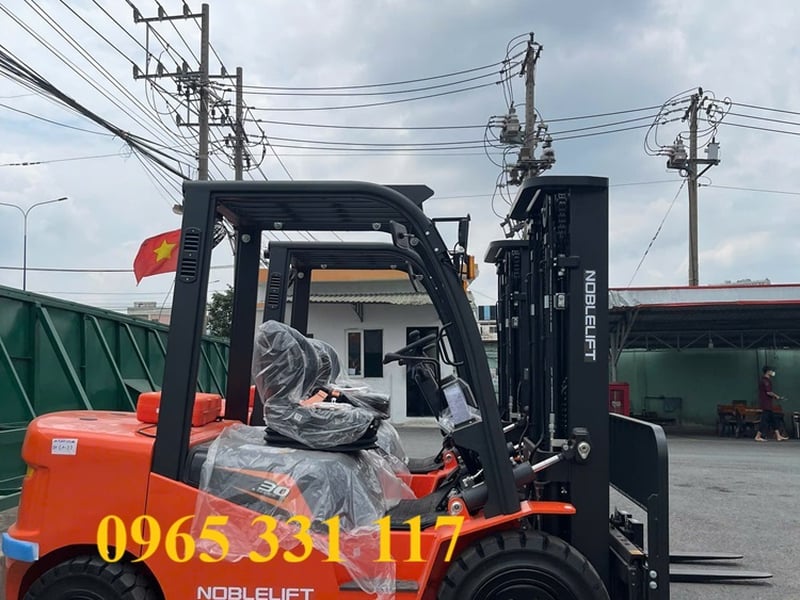 Xe nâng mới nhập khẩu giá tốt