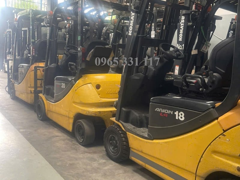 Bán xe nâng Nhật zin giá rẻ tại HCM 
