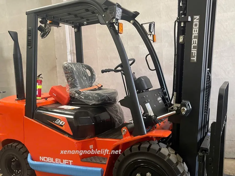 Xe nâng dầu mới giá rẻ