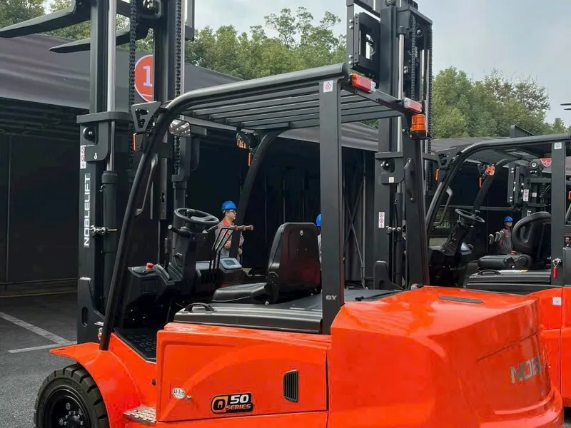 Xe nâng điện Trung Quốc chất lượng