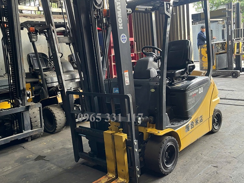 Xe nâng cũ nhập khẩu nguyên chiếc từ Nhật