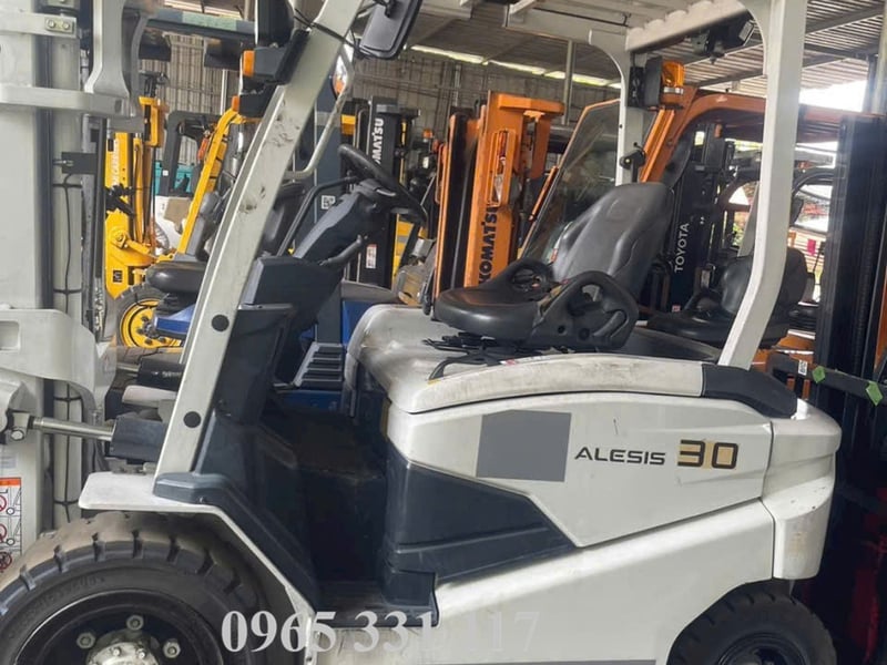 Xe nâng bãi Nhật điện giá rẻ