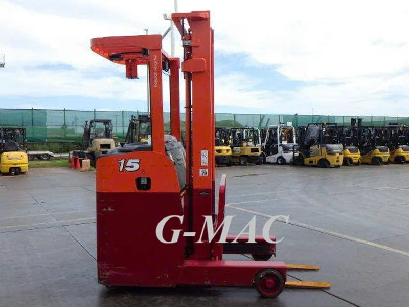 Xe nâng bãi Nhật điện đứng lái