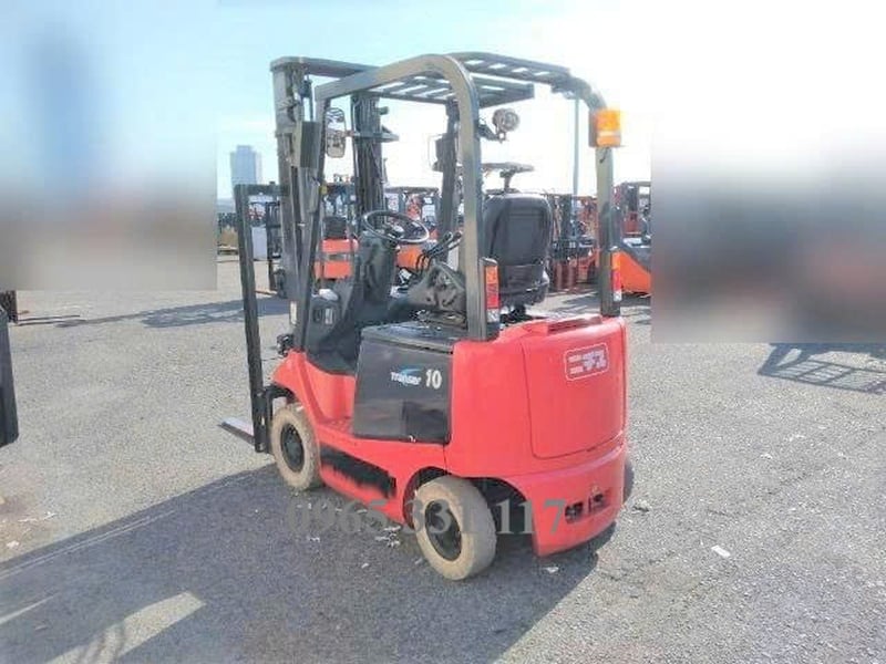 Mua xe nâng điện giá rẻ Miền Nam 