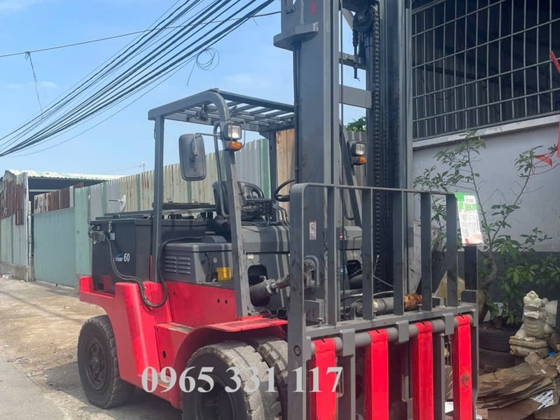 Xe nâng cũ Nhật giá rẻ 