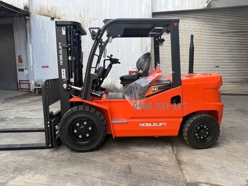 Xe nâng nhập khẩu động cơ Nhật