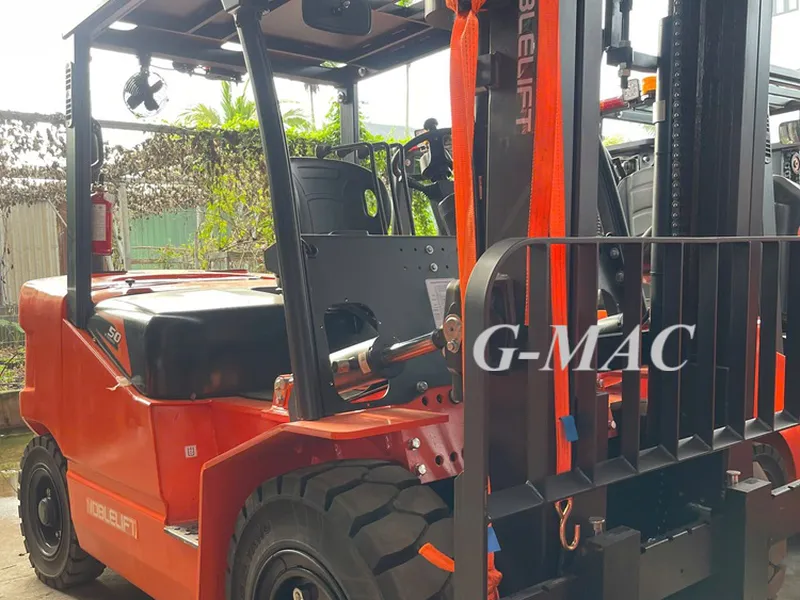 Xe nâng dầu diesel Trung Quốc Noblelift