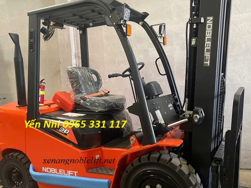 Xe nâng động cơ dầu Trung Quốc