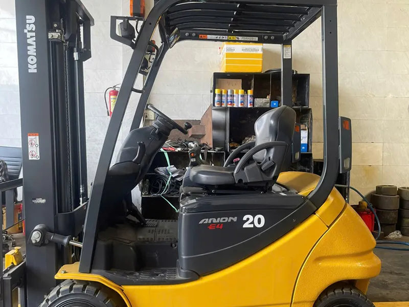 Xe nâng Komatsu đã qua sử dụng