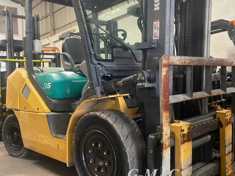 Xe nâng dầu bãi giá rẻ