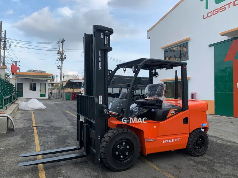 Xe nâng dầu Trung Quốc giá rẻ