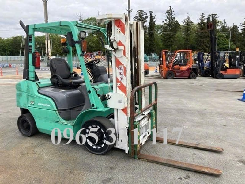 Xe nâng chạy dầu cũ Nhật giá rẻ 