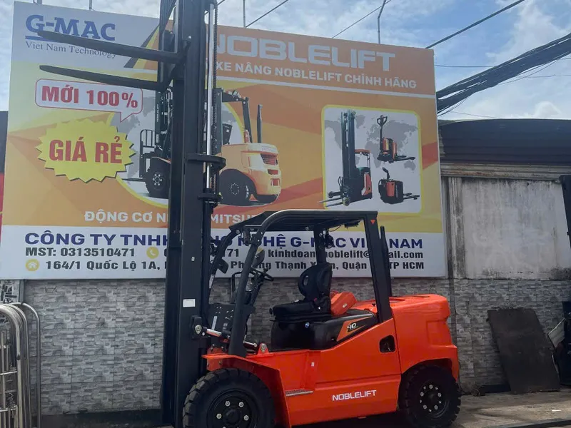 Xe nâng dầu Trung Quốc tại Bình Dương mới 100% giá rẻ