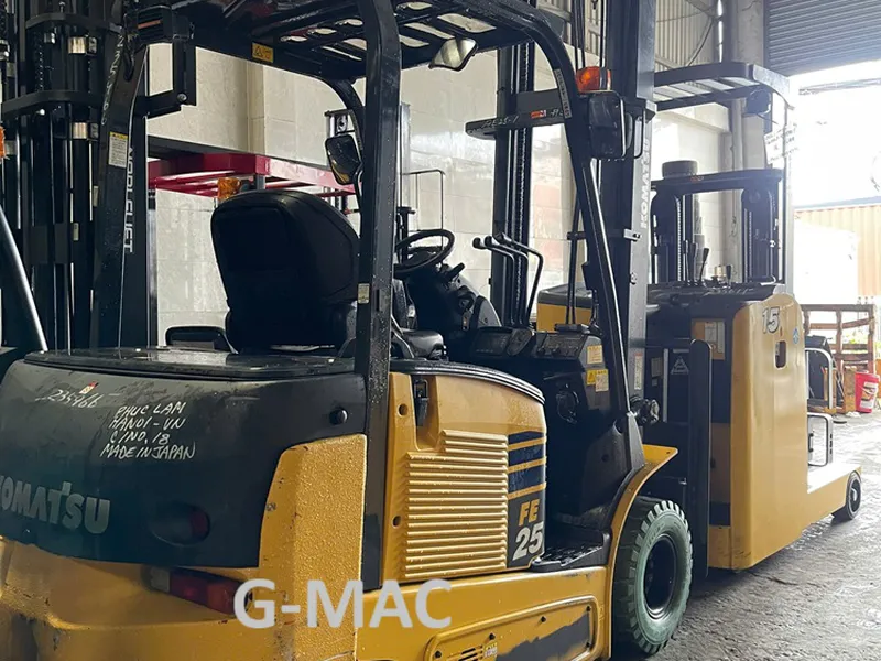 Xe nâng điện bãi Nhật Komatsu