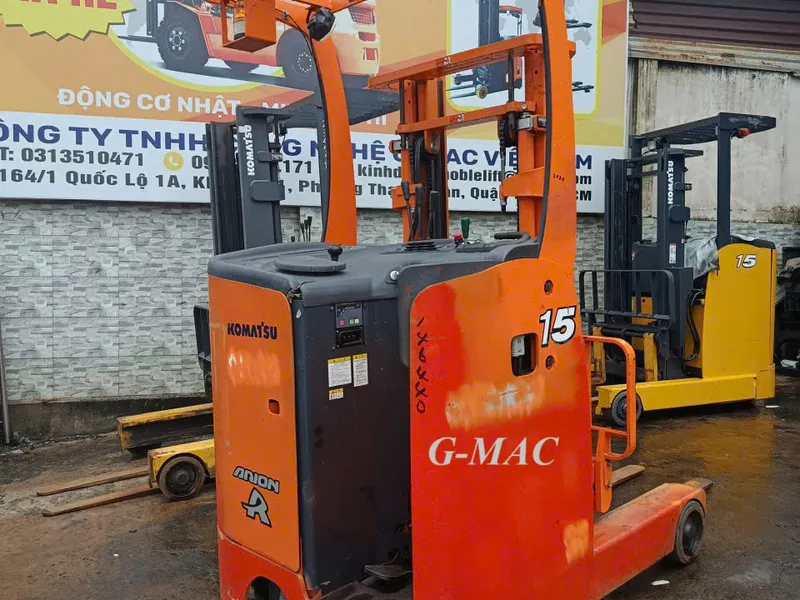 Xe nâng điện cũ đứng lái 1.5 tấn nhập Nhật giá rẻ là