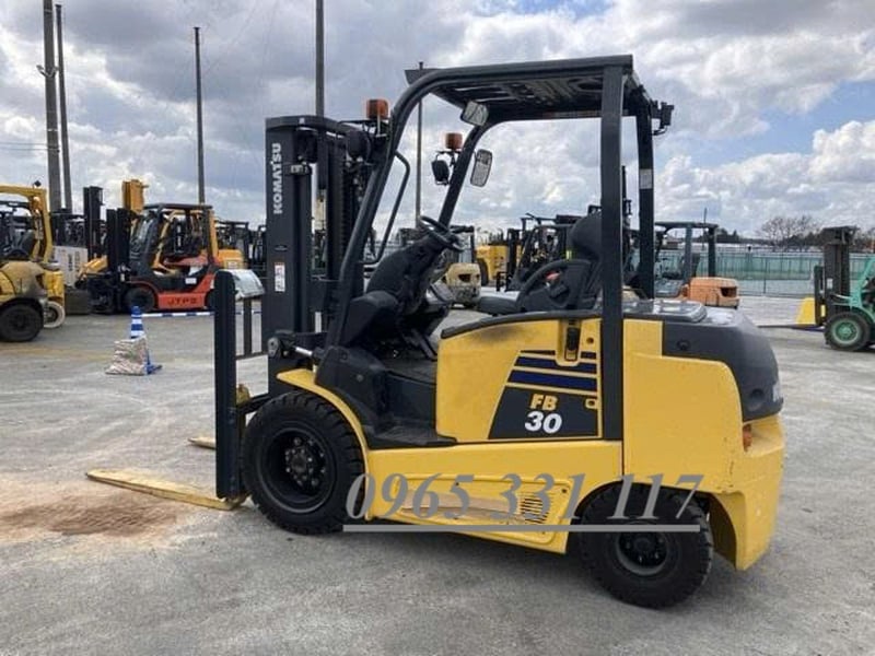 Xe nâng điện ngồi lái nhập khẩu Nhật cũ giá rẻ 